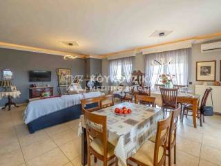 Σαλοκουζίνα