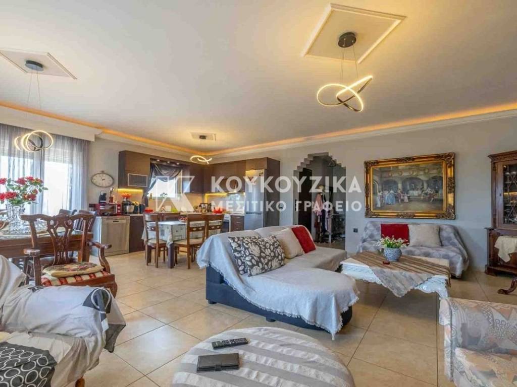 Σαλοκουζίνα