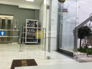 Χολ - Διάδρομος