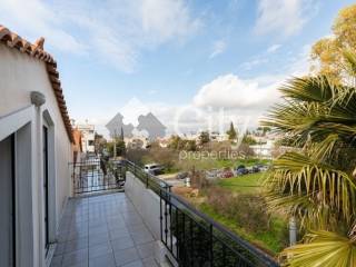 Θέα από μπαλκόνι