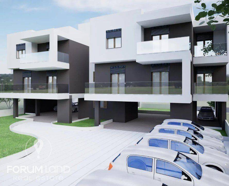 Forumland Real Estate, Εξωτερική Όψη