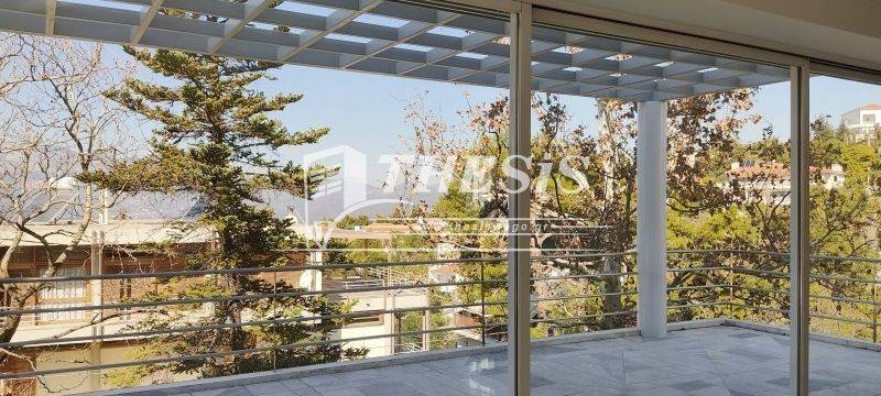 Θέα από μπαλκόνι