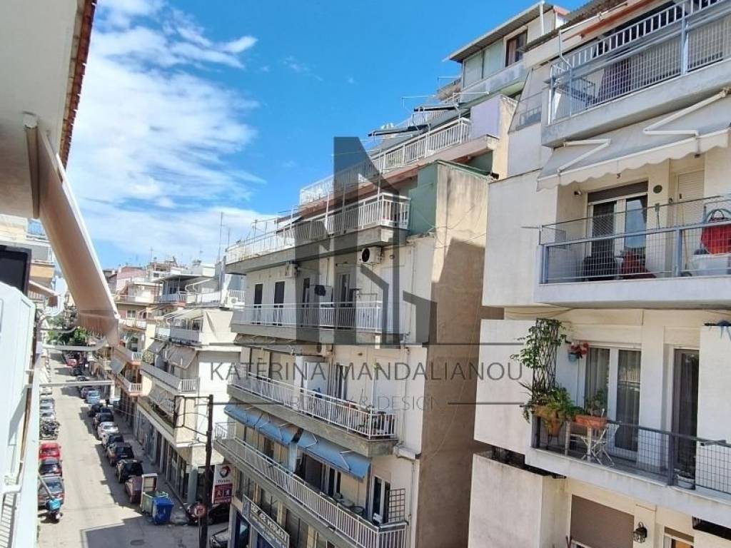 Θέα από μπαλκόνι