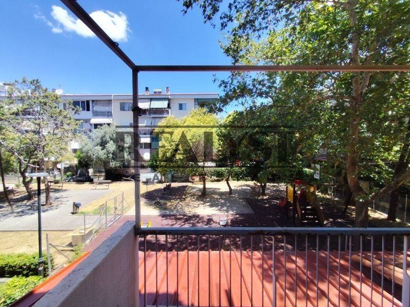 Θέα από μπαλκόνι