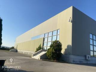 Forumland Real Estate, Εξωτερική Όψη