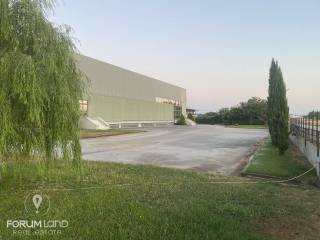 Forumland Real Estate, Εξωτερική Όψη