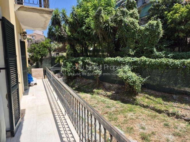 Θέα από μπαλκόνι