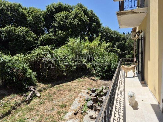 Θέα από μπαλκόνι