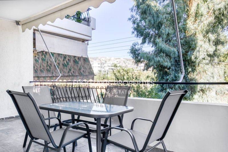 Θέα από μπαλκόνι