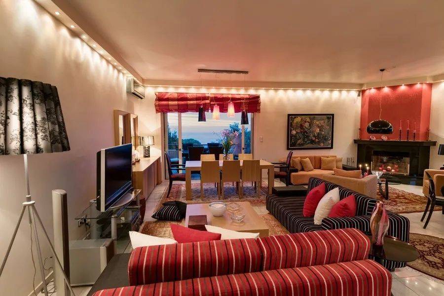 Εσωτερικοι χώροι