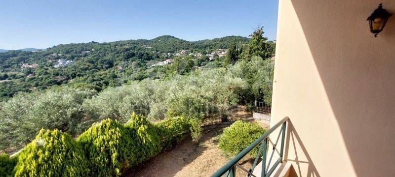 Θέα από μπαλκόνι