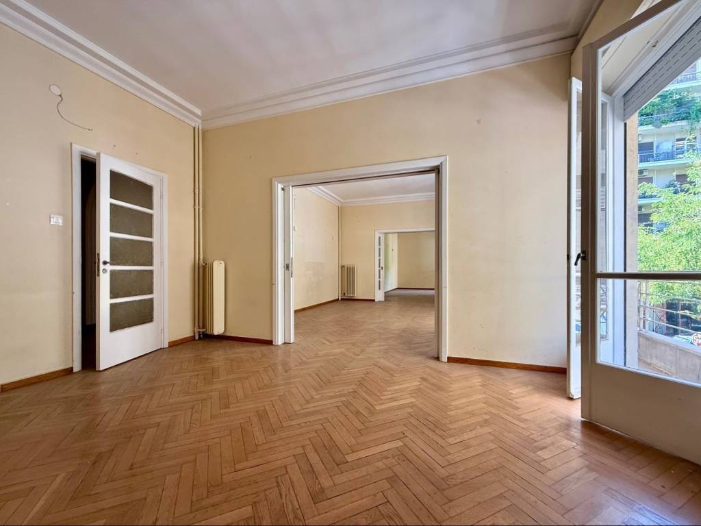 exarcheia_residential_apartment_for_rent