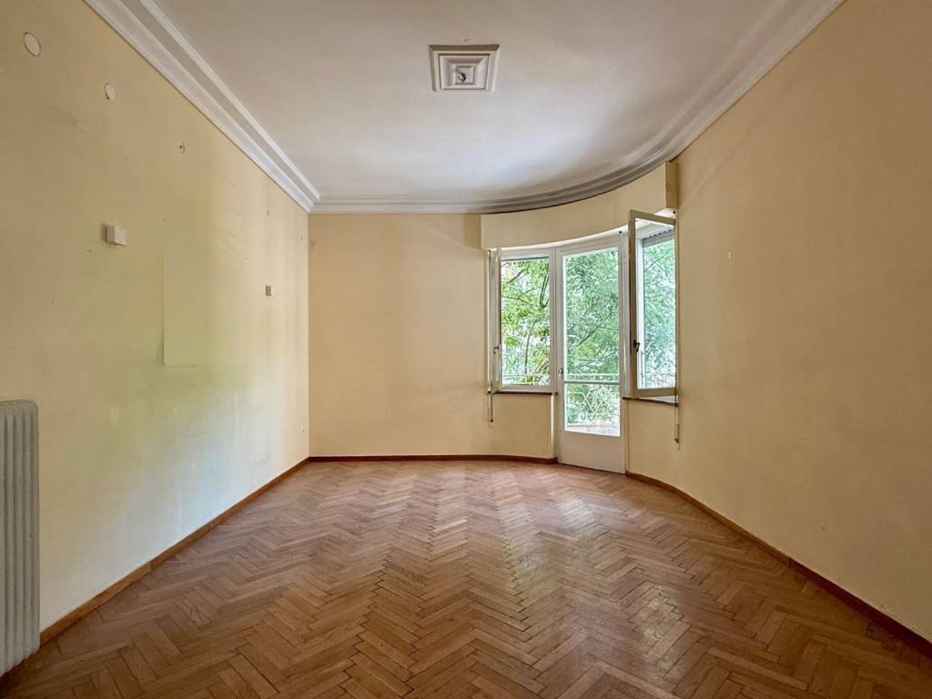 exarcheia_residential_apartment_for_rent
