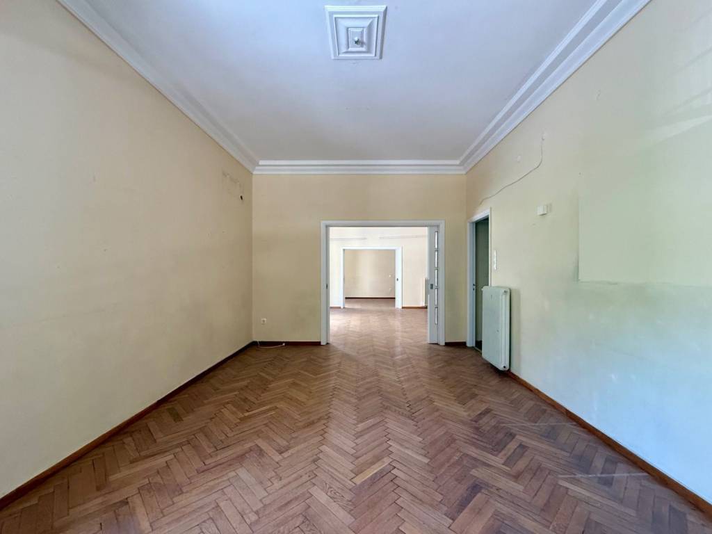 exarcheia_residential_apartment_for_rent