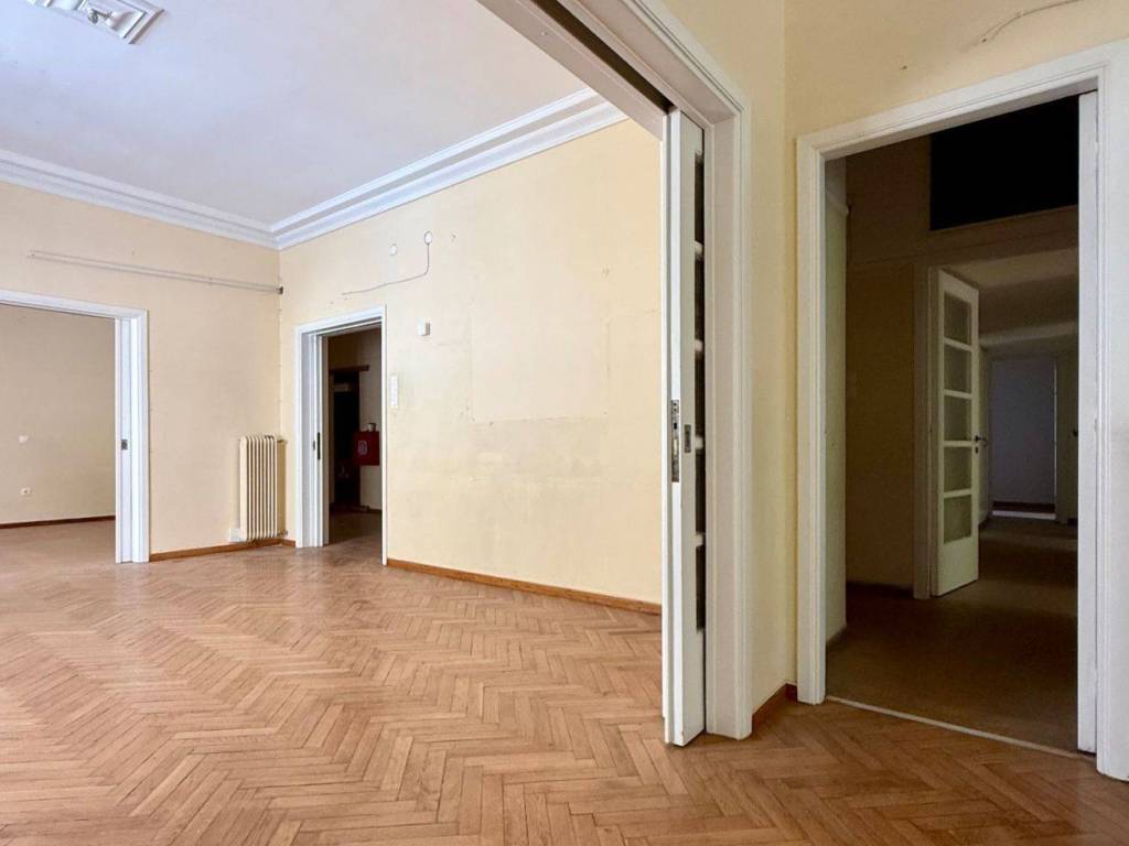 exarcheia_residential_apartment_for_rent