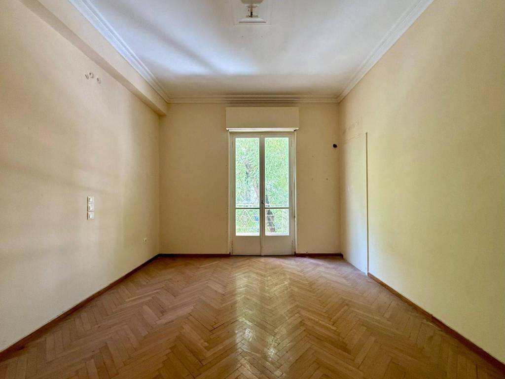 exarcheia_residential_apartment_for_rent