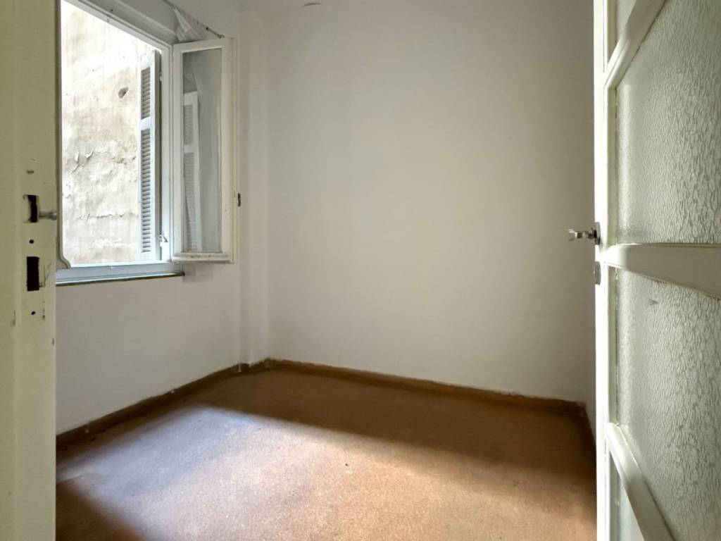 exarcheia_residential_apartment_for_rent