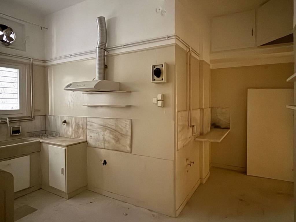 exarcheia_residential_apartment_for_rent