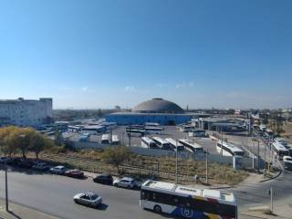 θέα θάλασσα από μπροστά στην Μοναστηρίου