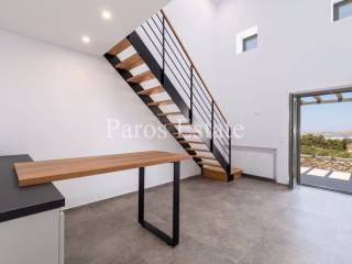 Σαλόνι με κουζίνα και τραπεζαρία