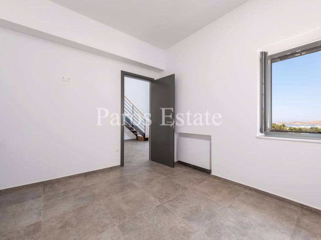 Υπνοδωμάτιο ισογείου