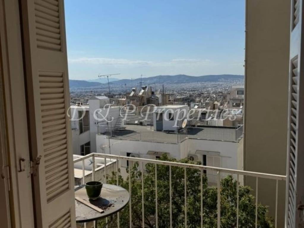 Θέα απο τη βεράντα