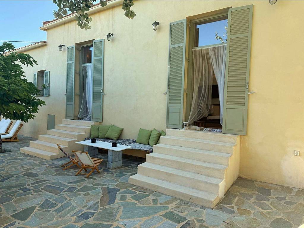 Εσωτερικοι χώροι