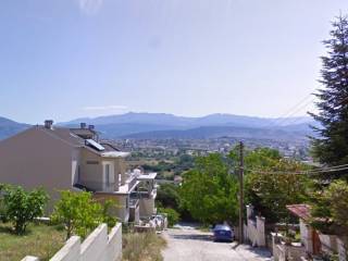 Πωλείται στα σχέδια μεζονέτα πολυτελούς κατασκευής 129τμ. στο Νεοχωρόπουλο στα Γιάννενα