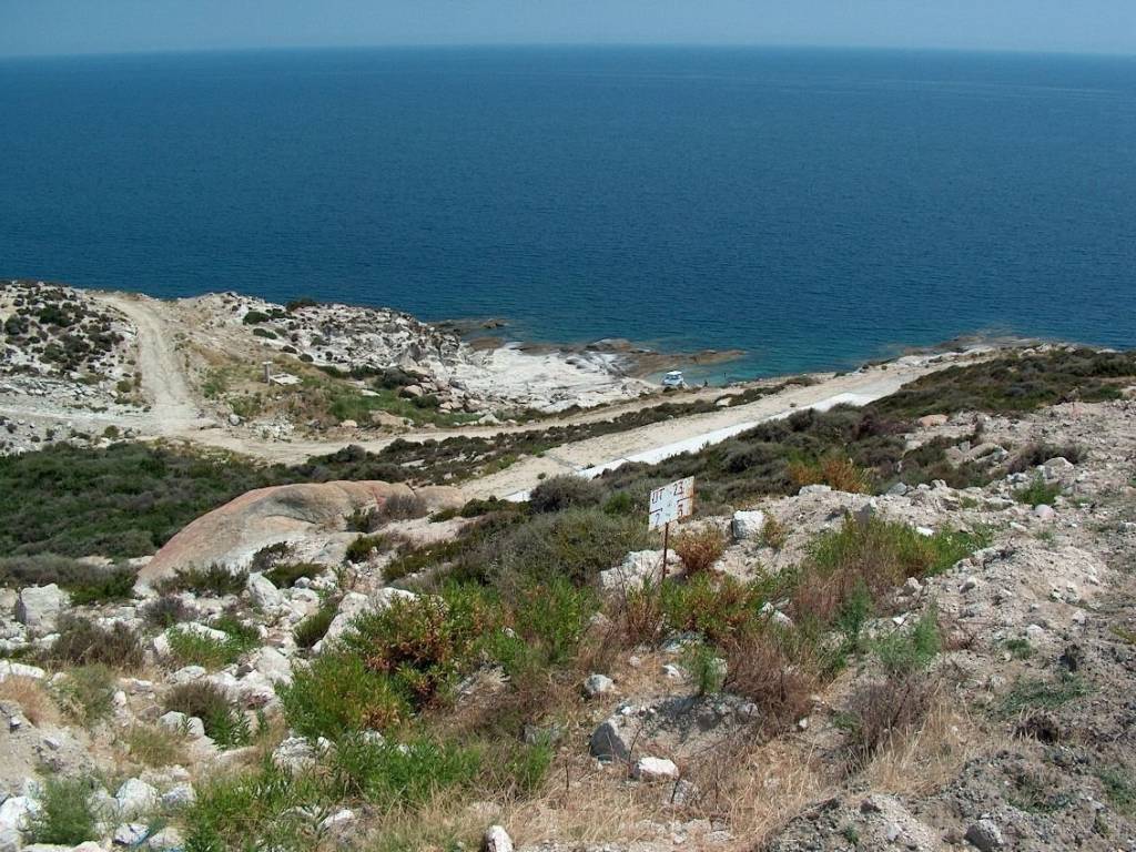 Θέα από το οικόπεδο