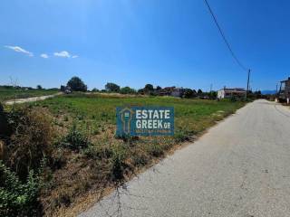 ★ Κτίζει 2312.8 τ.μ. ★ Βρίσκεται σε 3 δρόμους ★ Σε κεντρικό σημείο ★