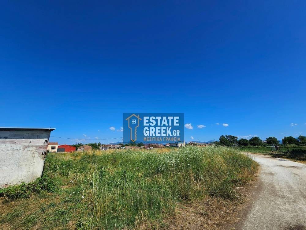 ★ Κτίζει 2312.8 τ.μ. ★ Βρίσκεται σε 3 δρόμους ★ Σε κεντρικό σημείο ★