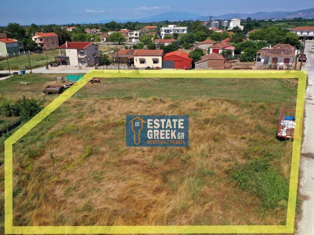 ★ Κτίζει 2312.8 τ.μ. ★ Βρίσκεται σε 3 δρόμους ★ Σε κεντρικό σημείο ★