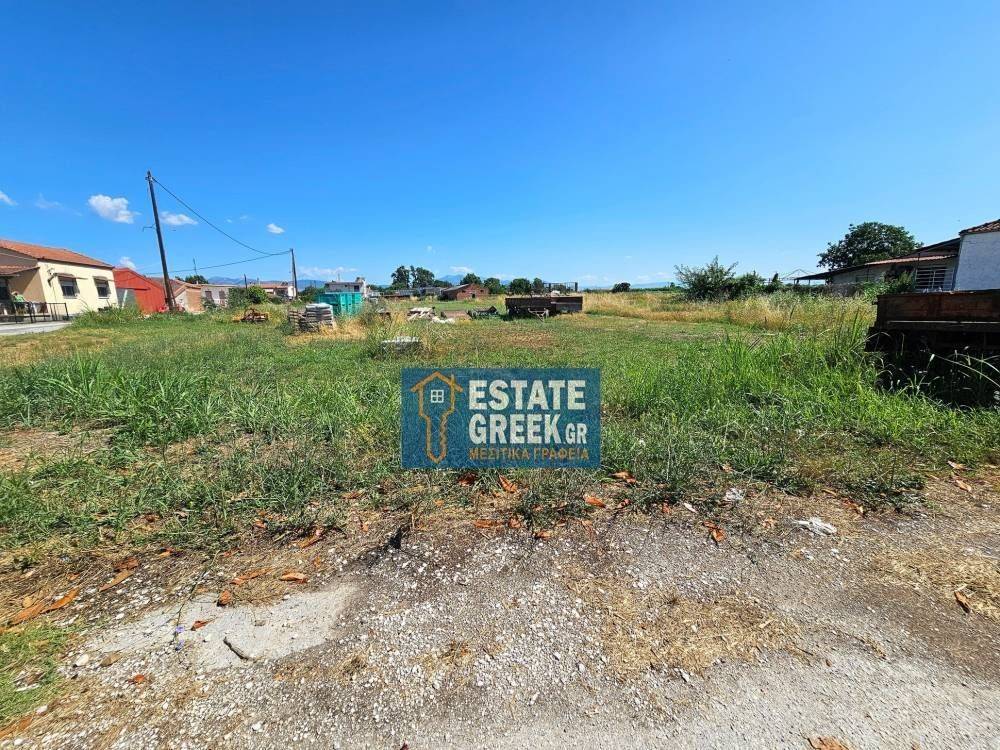 ★ Κτίζει 2312.8 τ.μ. ★ Βρίσκεται σε 3 δρόμους ★ Σε κεντρικό σημείο ★