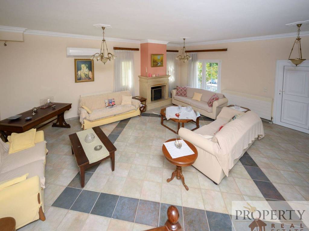 Εσωτερικοι χώροι