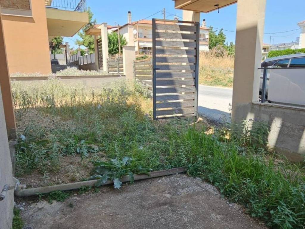 KENTRIKE EISODOS AKINETOY