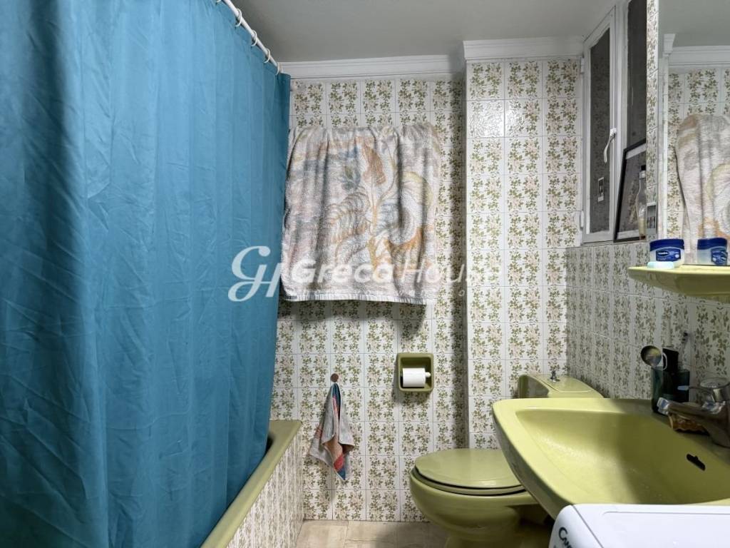 Διαμέρισμα με 2 Υ/Δ προς πώληση Παγκράτι