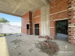 Forumland Real Estate, Κτίριο 1.400τ.μ.