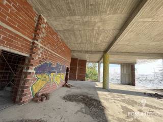 Forumland Real Estate, Κτίριο 1.400τ.μ.