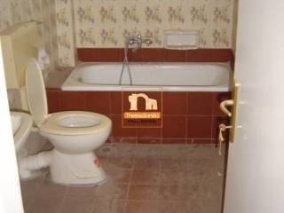 Άγιος Αθανάσιος, Αποθήκη