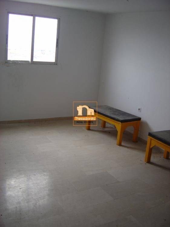 Άγιος Αθανάσιος, Αποθήκη