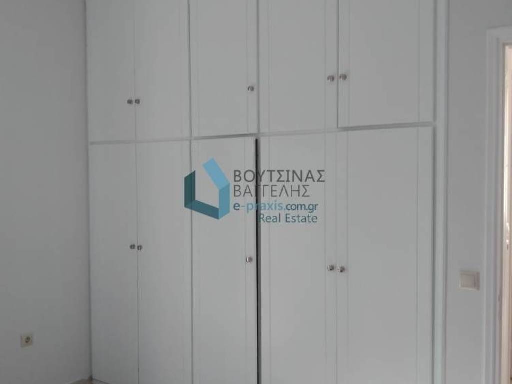 ντουλάπα δωματίου