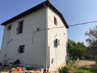 Detached - Grekodom 45229|659596