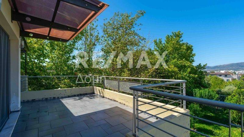 Θέα από μπαλκόνι