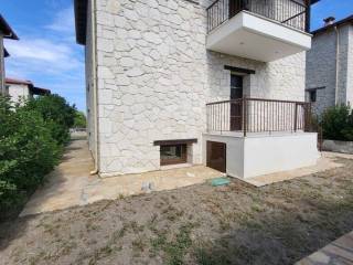 Detached - Grekodom 56515|805272