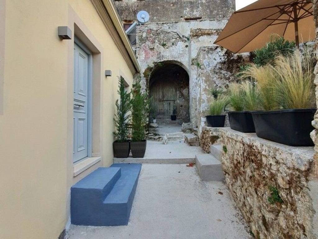 Detached - Grekodom 59756|872473