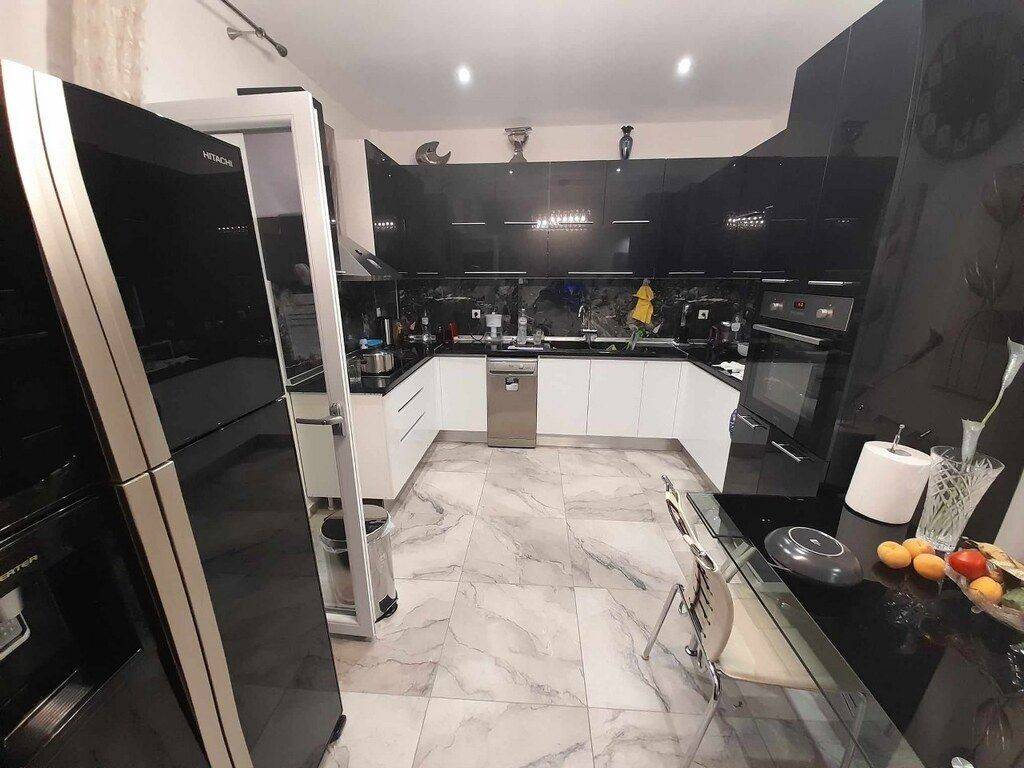 Apartment - Grekodom 60567|897554