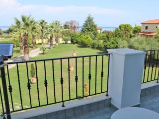 Detached - Grekodom 60707|903189