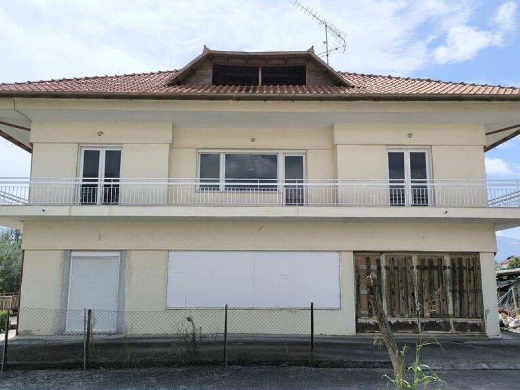 Detached - Grekodom 60779|905090