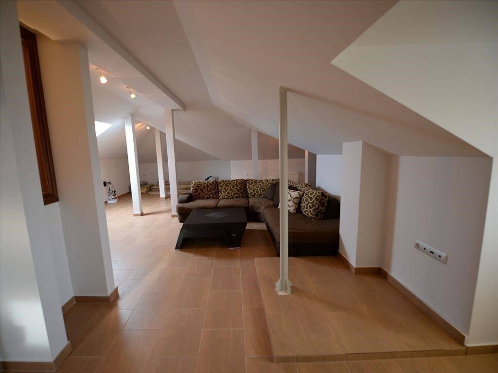 Detached - Grekodom 61104|916312