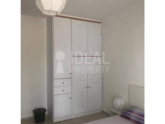 Ντουλάπα αποθήκευσης ρούχων